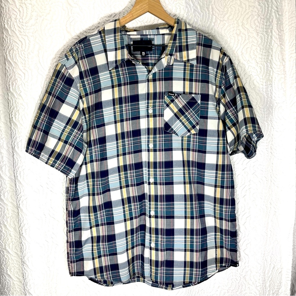 Hurley Men's XL Plaid Short Sleeve Casual Button Up Shirt Teal White Flawed